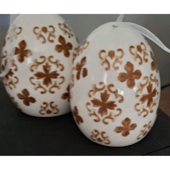 Valerie Parr Hill Gold & White 2 Timed Illumination 3.5" Damask Porcelain Eggs - Picture 8 of 8
